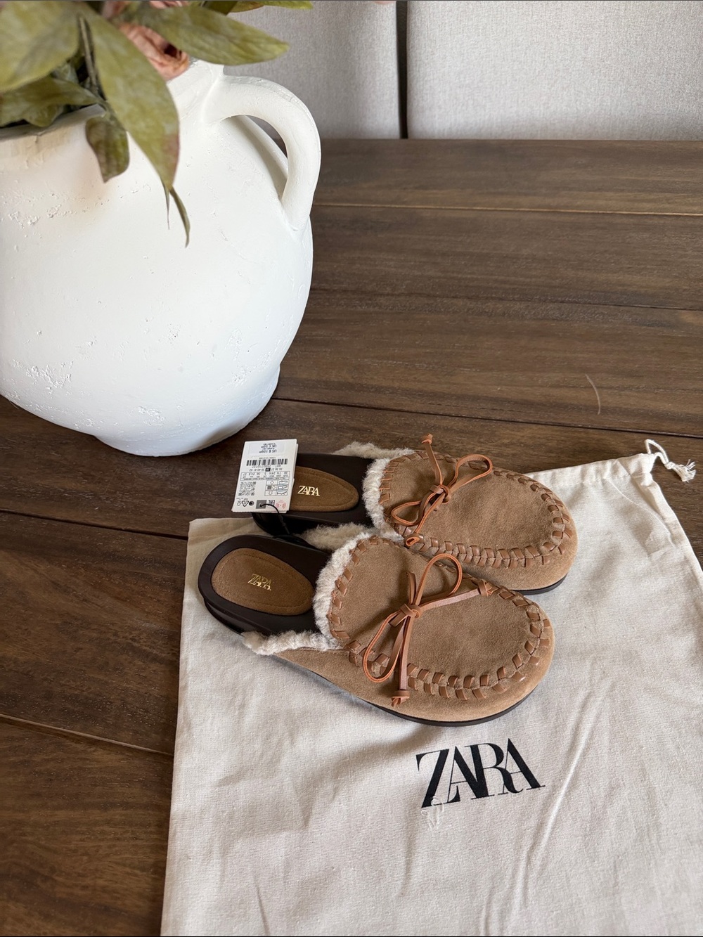 ZARA Tan Suede Moccasin Slipper Shoes with Shearling Trim